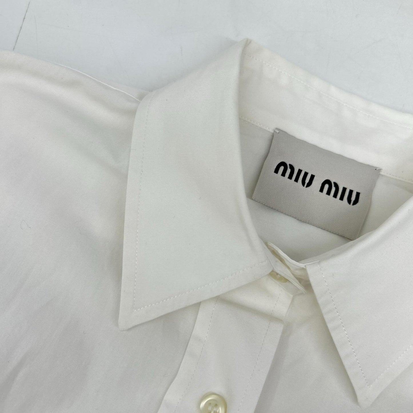 MIUMIU 缪缪 DNA067 白色 Logo 衬衫 上衣