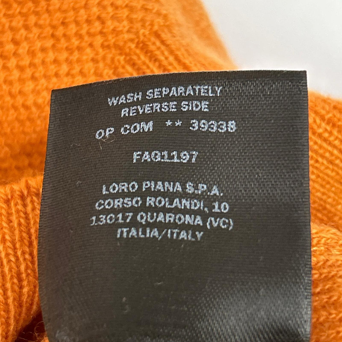 Loro Piana ロロピアーナ FAG1197 オレンジ ベビーカシミヤ ニット セーター ロゴ プレート トップス