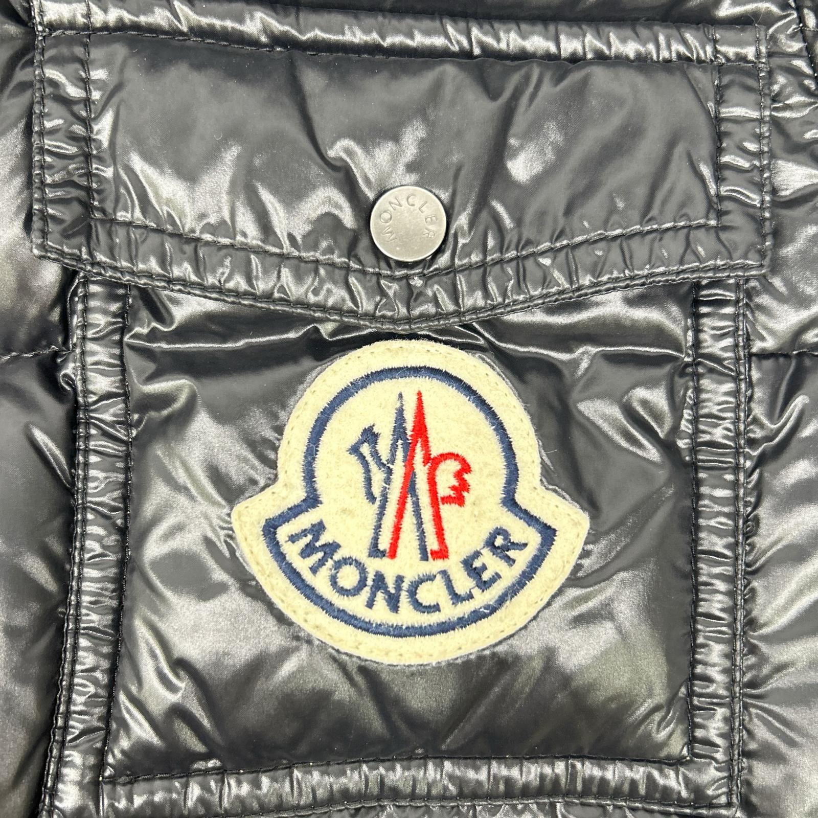 MONCLER モンクレール K2 ブラック フロントロゴ ダウンジャケット　 ジャケット