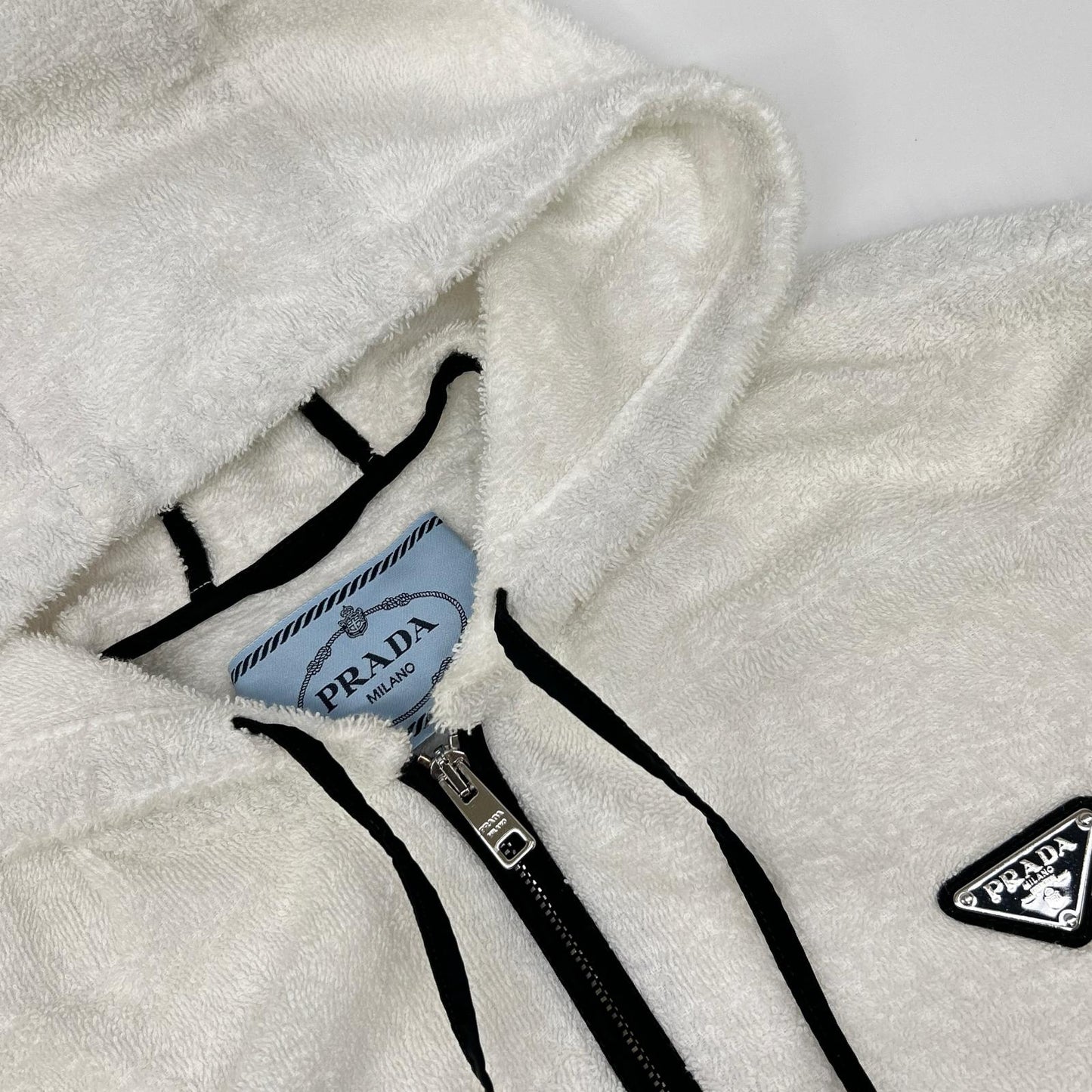 PRADA Triangle Logo 21SS Cotton Hoodie 38 White P500M Pile Top