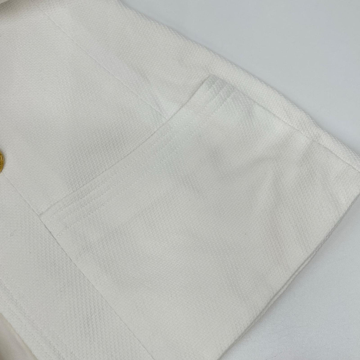 CHANEL VINTAGE White Gold-Button Tailored Jacket Jacket