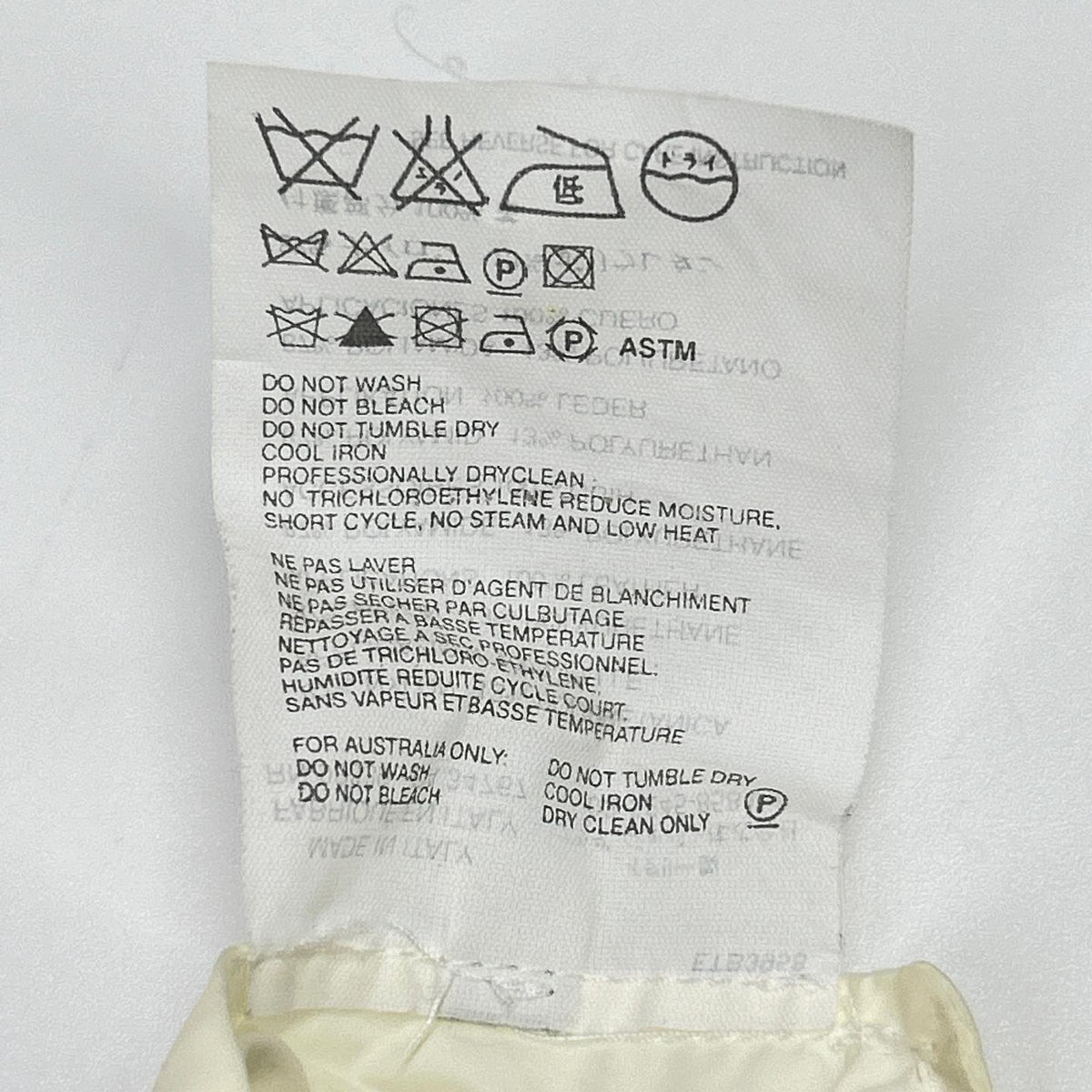 PRADA triangle plate packable nylon jacket jacket