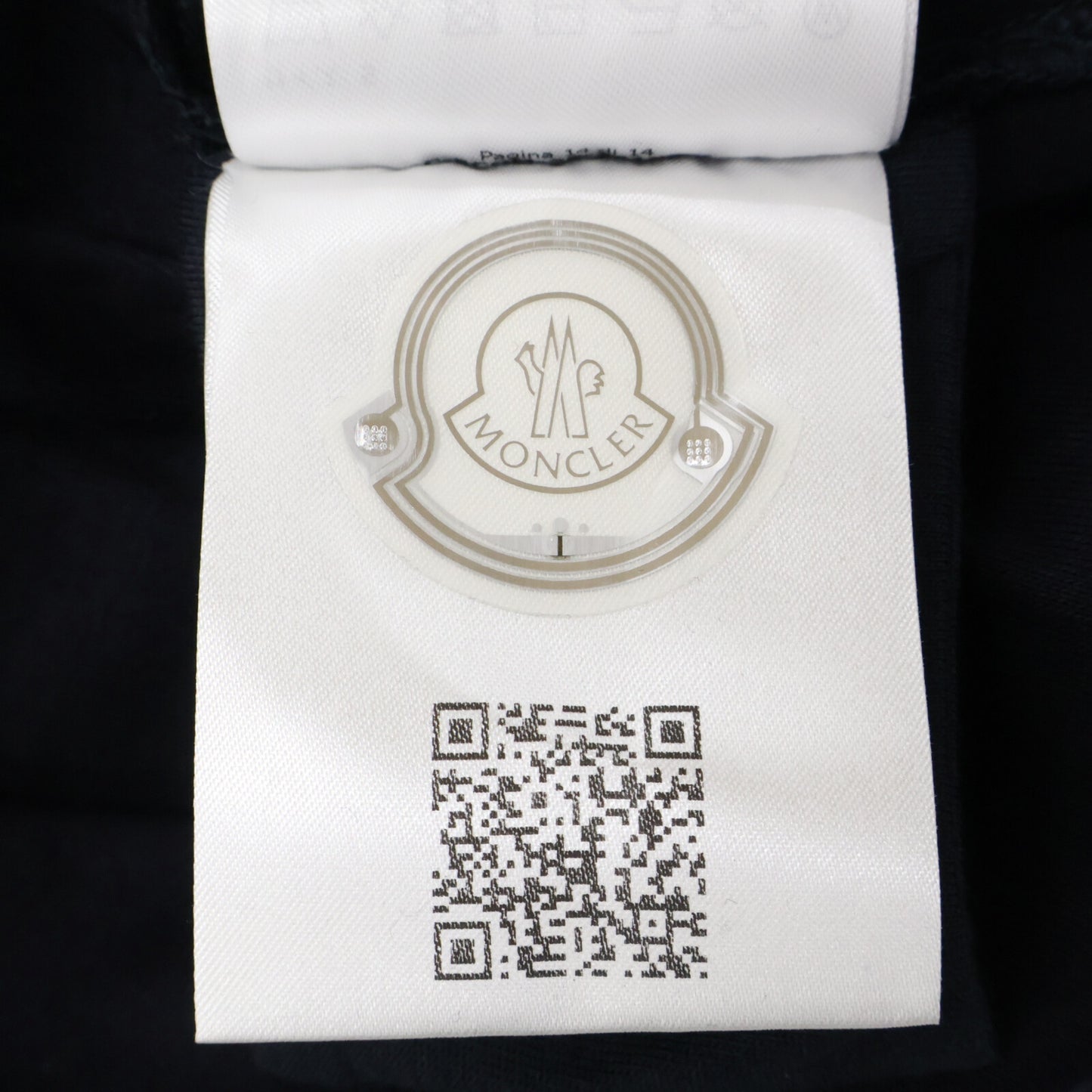 MONCLER モンクレール 【新品/25年製】L10918G00025 FELPA CON ZIP ハーフジップ スウェットシャツ トップス