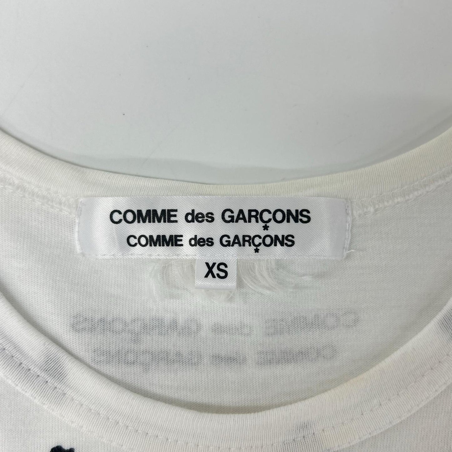 COMMEdesGARCONS COMMEdesGARCONS コムデギャルソンコムデギャルソン（コムコム） ホワイト リボン柄 Tシャツ トップス