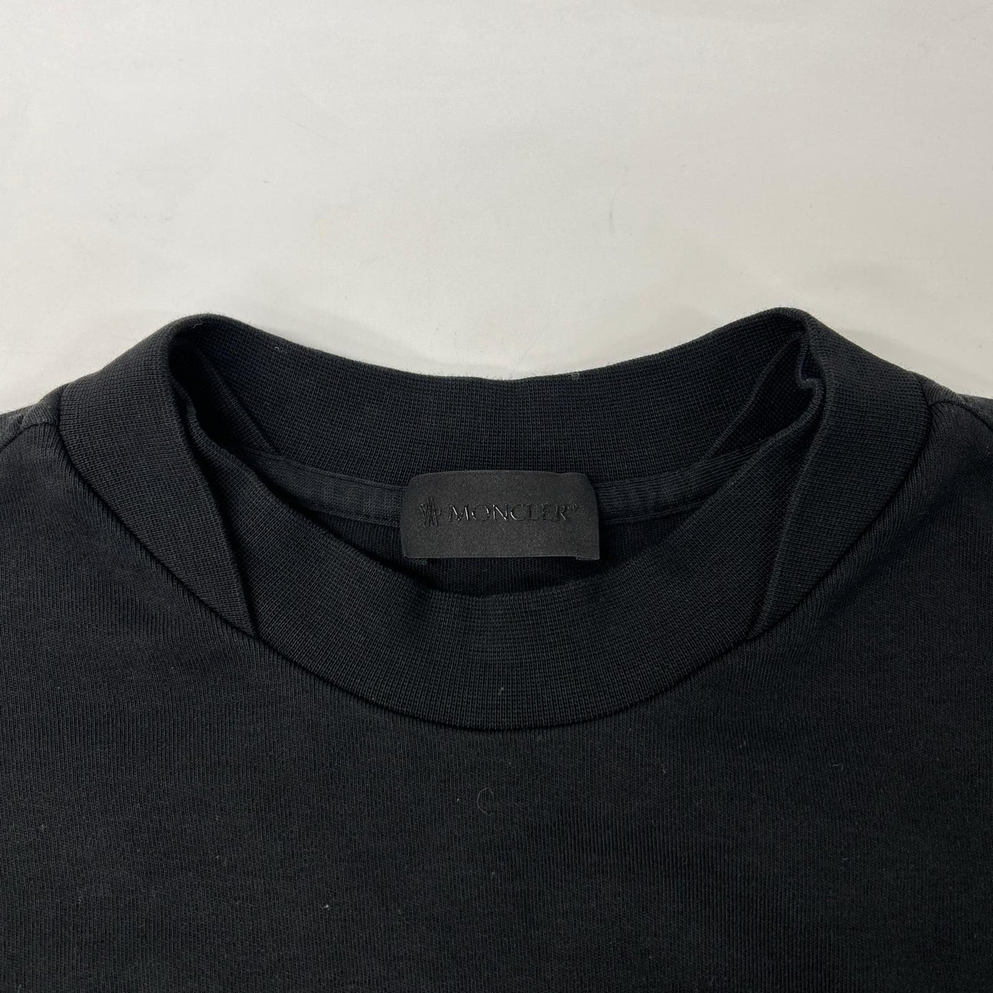 MONCLER モンクレール 22年 maglia girocollo マットブラックコレクション ロゴスウェット トップス