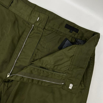 PRADA プラダ 23年 SPH392 RE NYLON カーキ 三角プレート カーゴパンツ ナイロン ボトムス