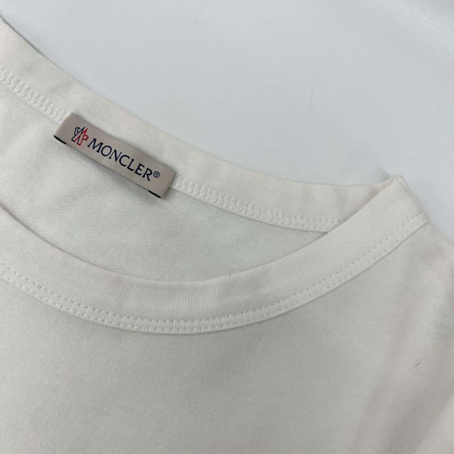 MONCLER モンクレール ホワイト MAGLIA T 半袖カットソー トップス