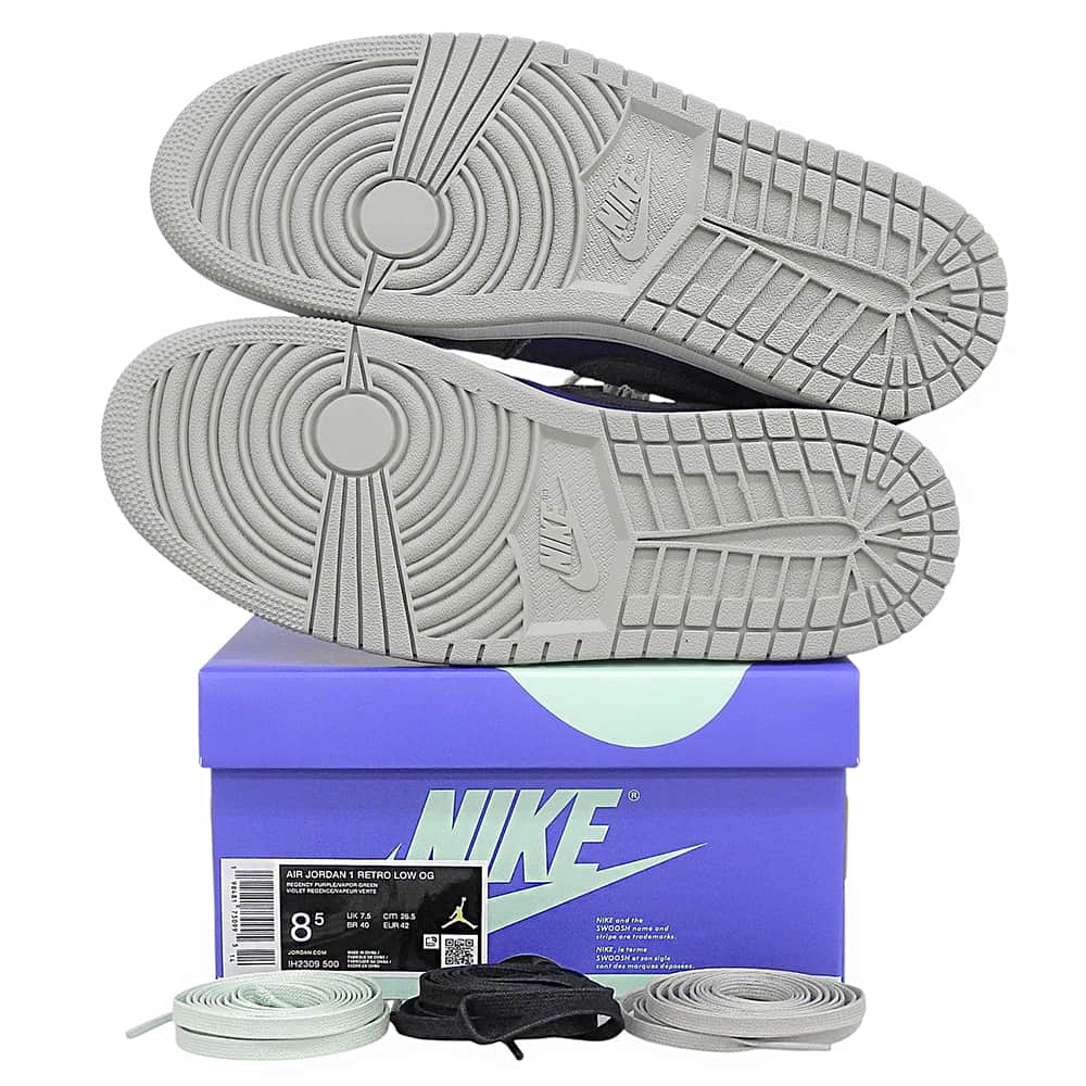 NIKE ナイキ 新品同様 Zion エアジョーダン1 Low OG シューズ メンズ パープル 26.5cm IH2309-500 シューズ