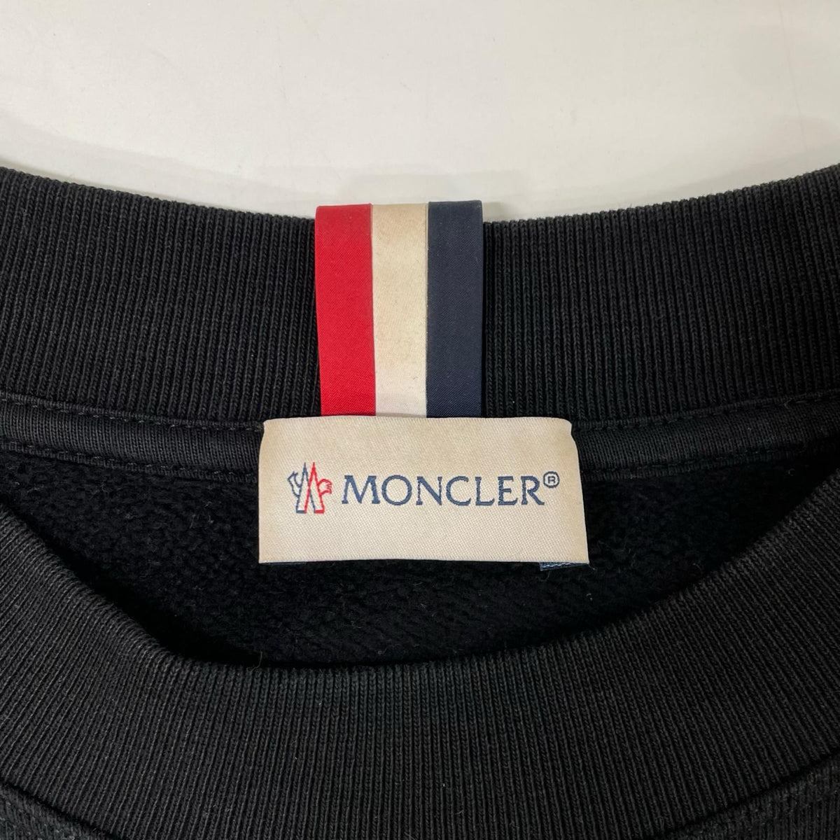 MONCLER モンクレール MAGLIA GIROCOLLO ブラック ロゴパッチ スウェット トップス