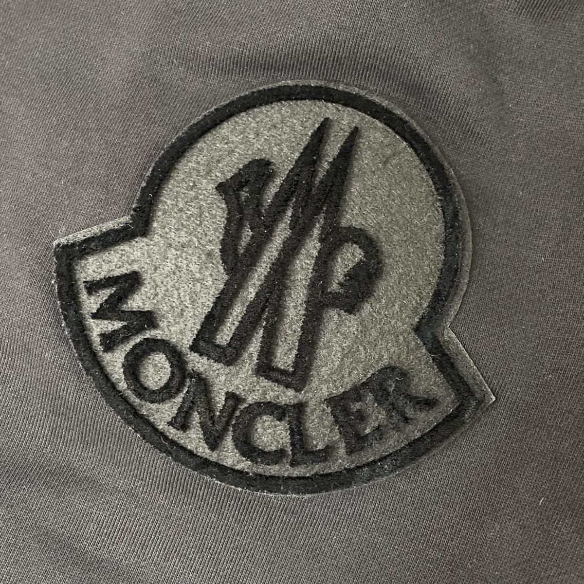 MONCLER モンクレール MAGLIA GIROCOLLO ブラック ロゴパッチ スウェット トップス