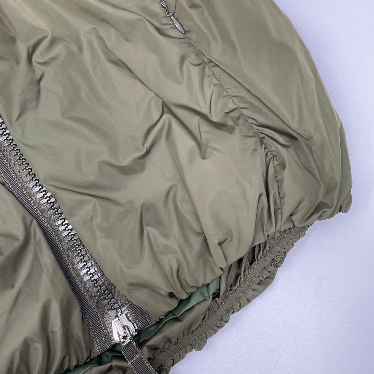 MONCLER モンクレール elea giubbotto カーキ ジップアップ ナイロンカーディガン トップス
