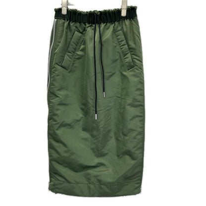 sacai サカイ SCW-073 23AW ナイロン ツイル スカート プリーツ サイドジップ カーキ スカート