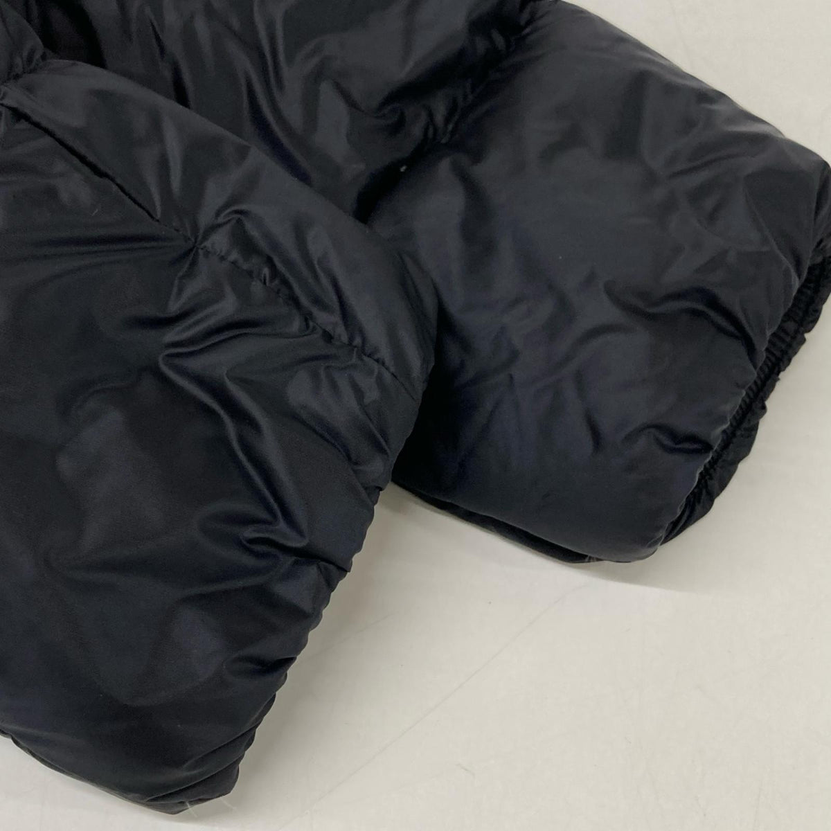 MONCLER モンクレール モンクレール TORCYN ナイロンダウンジャケット 00ブラック ジャケット