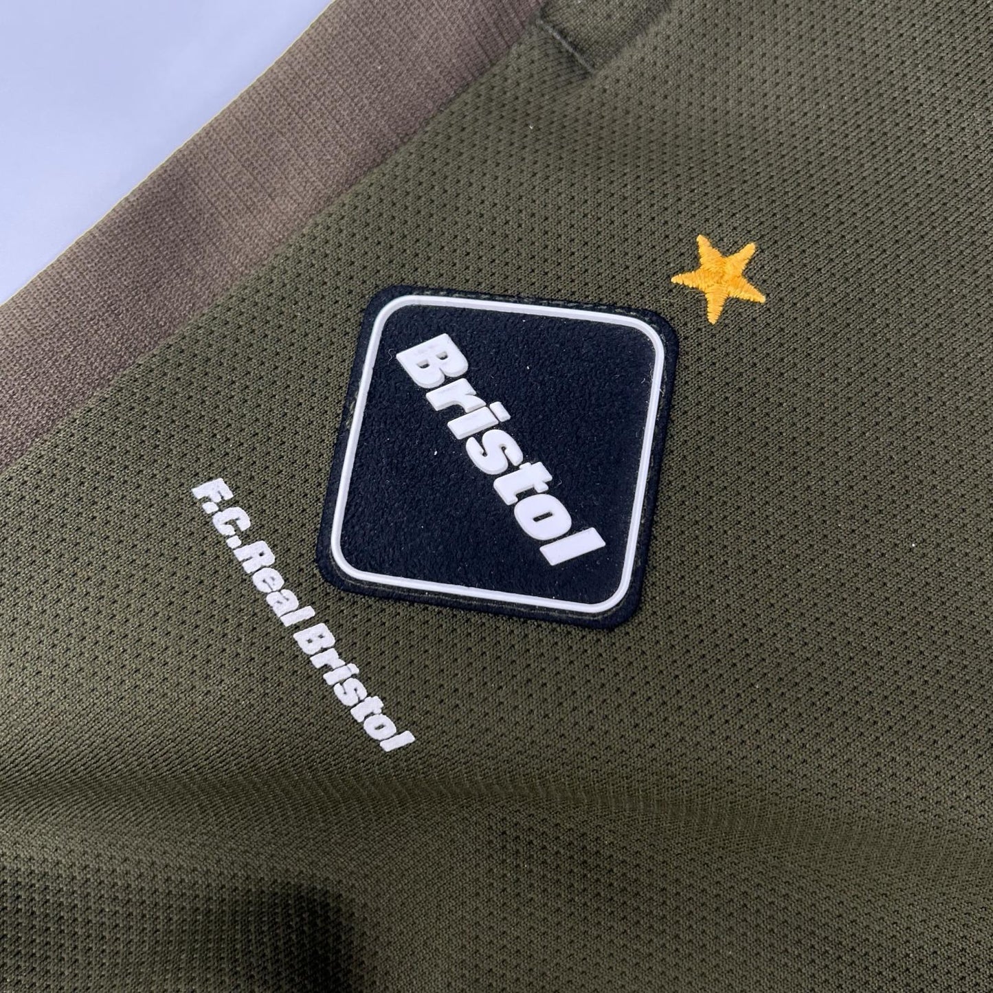F.C.Real Bristol エフシーリアルブリストル 823119-390 DRI-FIT KNIT WARM UP PANTS ボトムス