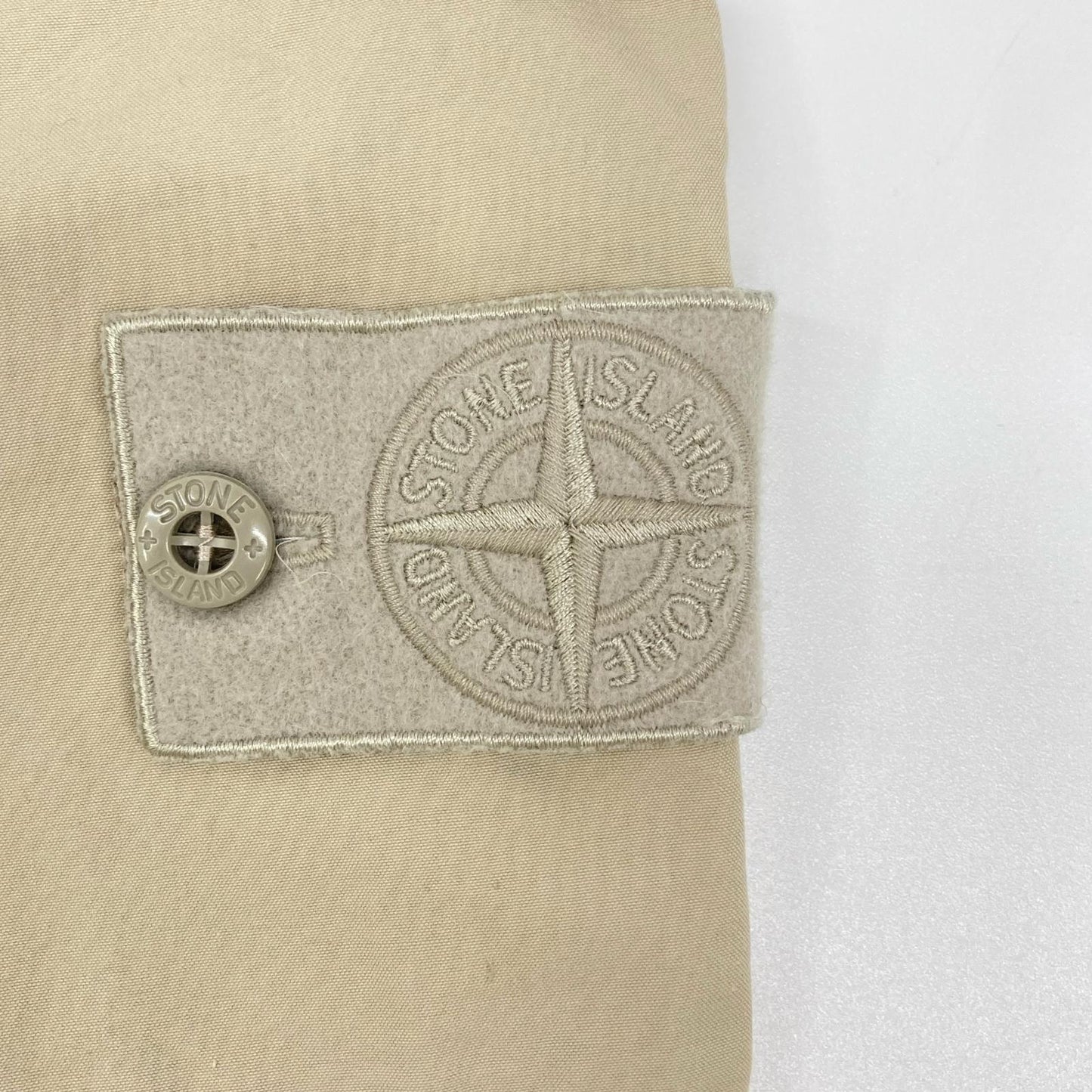 STONE ISLAND ストーンアイランド K1S153100008 Ghost Pieces ウォータープルーフコットンキャンバスパンツ ボトムス