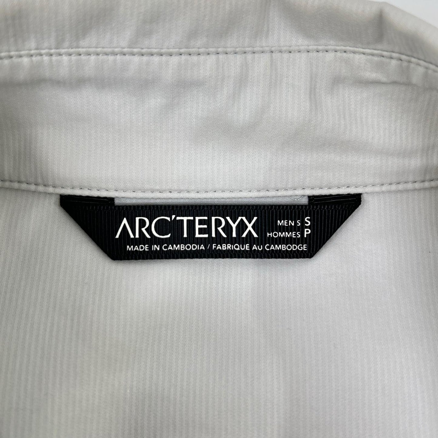 ARC'TERYX アークテリクス 19496 グレー ストライプ a2b SS ポロシャツ トップス