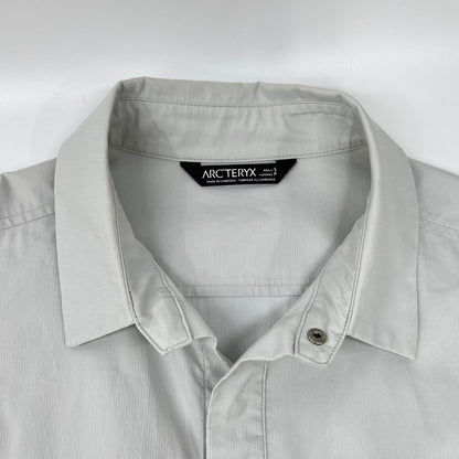 ARC'TERYX アークテリクス 19496 グレー ストライプ a2b SS ポロシャツ トップス