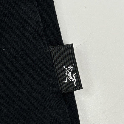 ARC'TERYX アークテリクス 30379 ブラック コットン スプリット SS Tシャツ トップス
