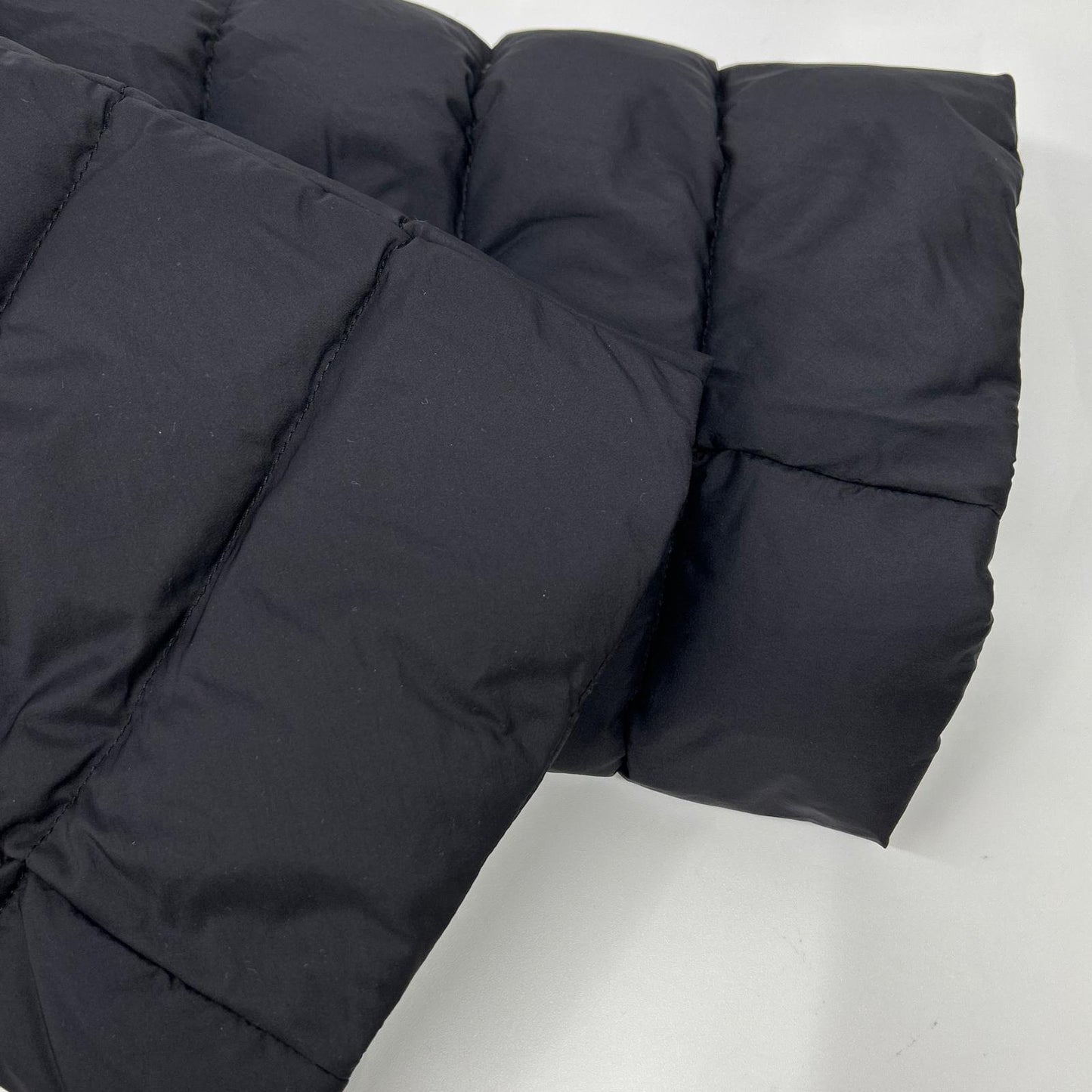 HERNO ヘルノ P10506D ブラック スタンドカラーダウンジャケット ジャケット