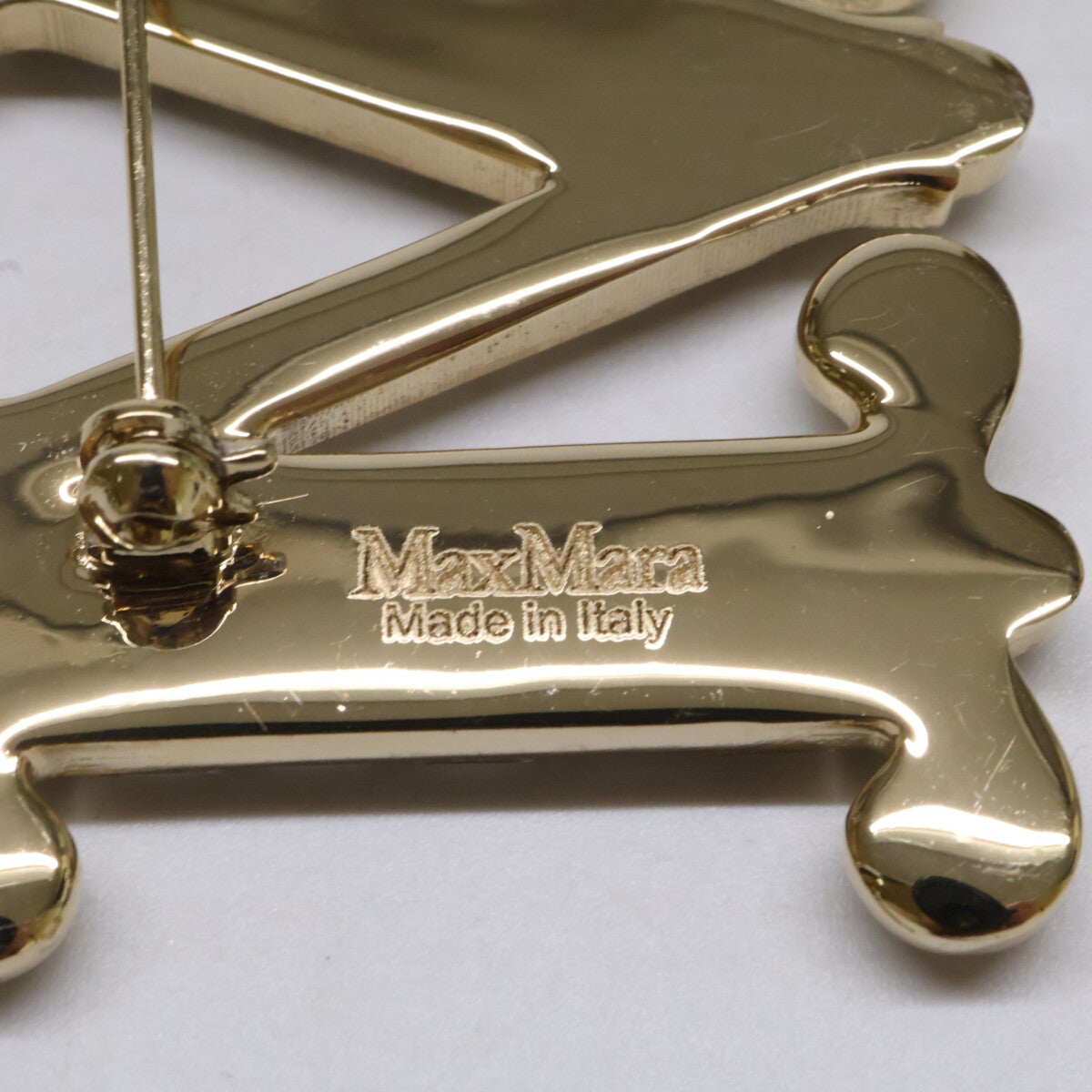 Max Mara マックスマーラ 【美品】バス クリスタル Mロゴ ブローチ
