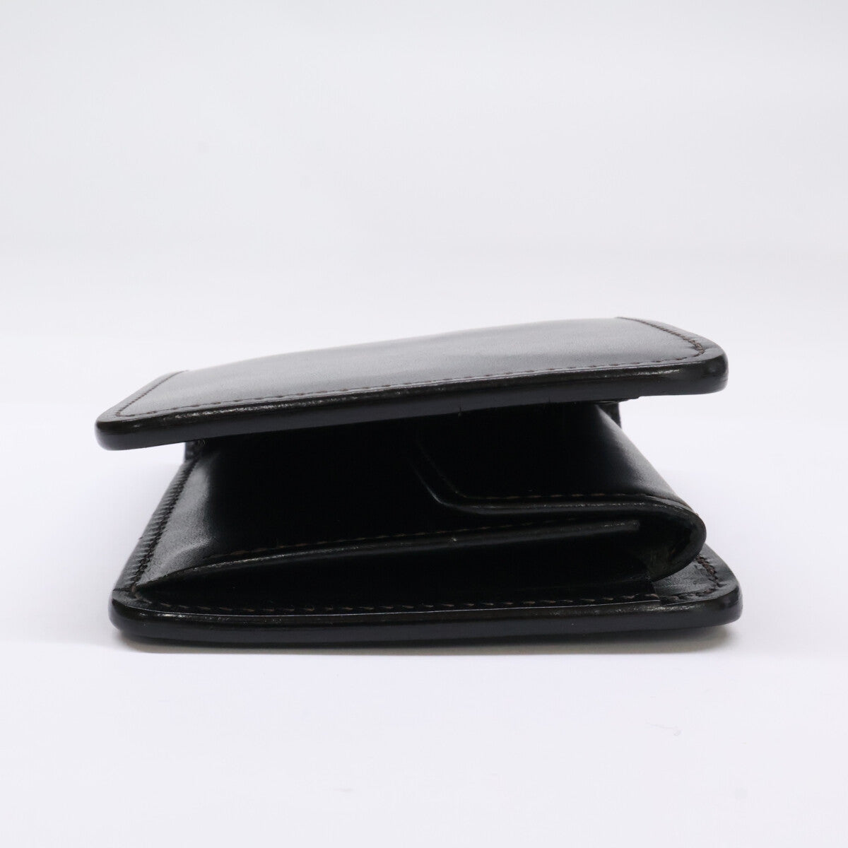 WILDSWANS ワイルドスワンズ 【美品】GROUNDER/SD/BK グラウンダー サドルプルアップ 小銭入れ付き2つ折り財布 二つ折り財布（小銭入れあり）
