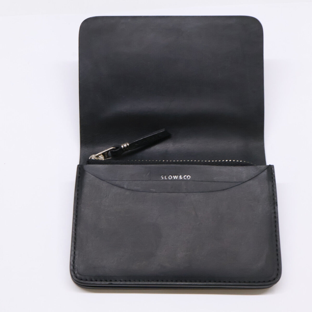 SLOW スロウ 【美品】S0775J-2 コードバン ミニウォレット 二つ折り財布（小銭入れあり）