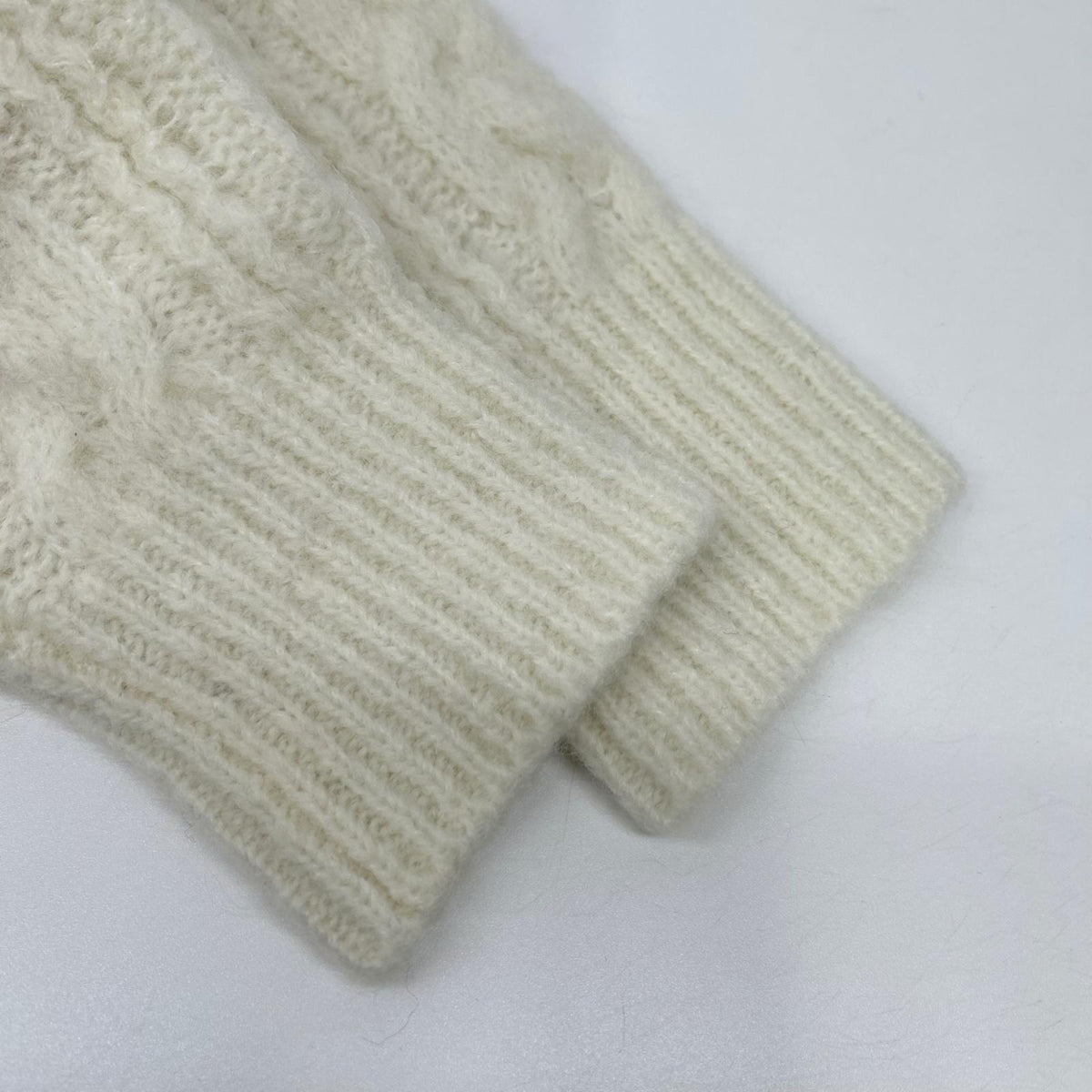 MONCLER モンクレール 21年 ホワイト モヘア混 GIROCOLLO TRICOT ニット トップス