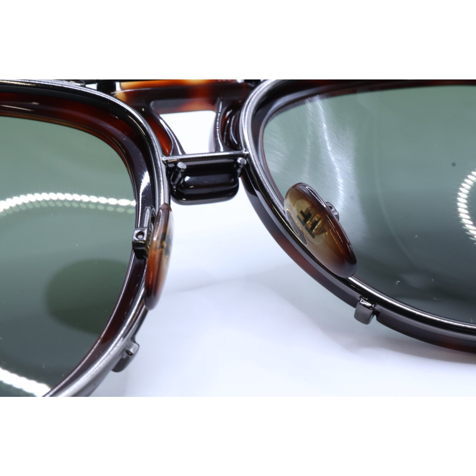 TOM FORD TF132 52N Pablo Teardrop Sunglasses