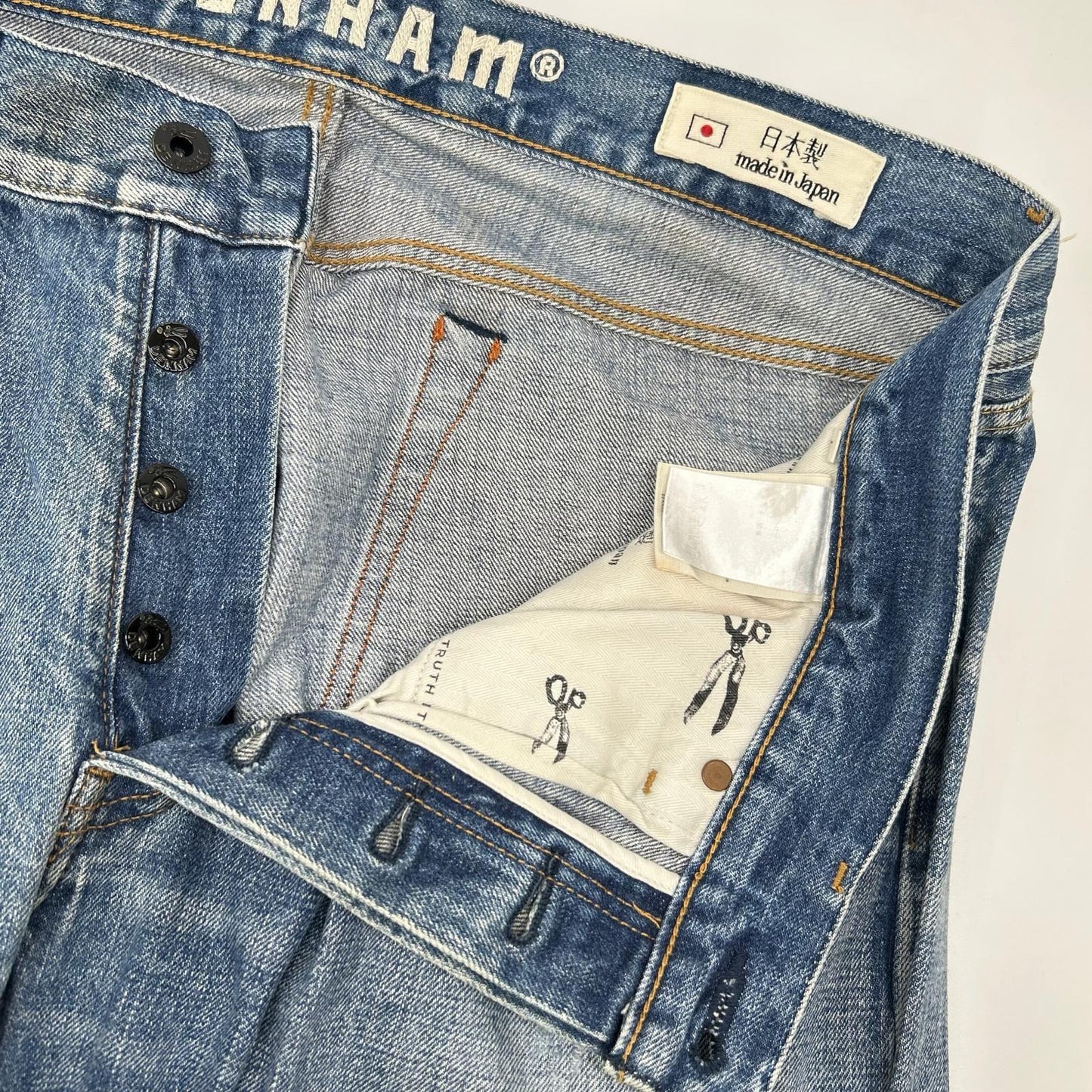 DENHAM デンハム ブルー GRADE SLIM ボタンフライ デニムパンツ ボトムス