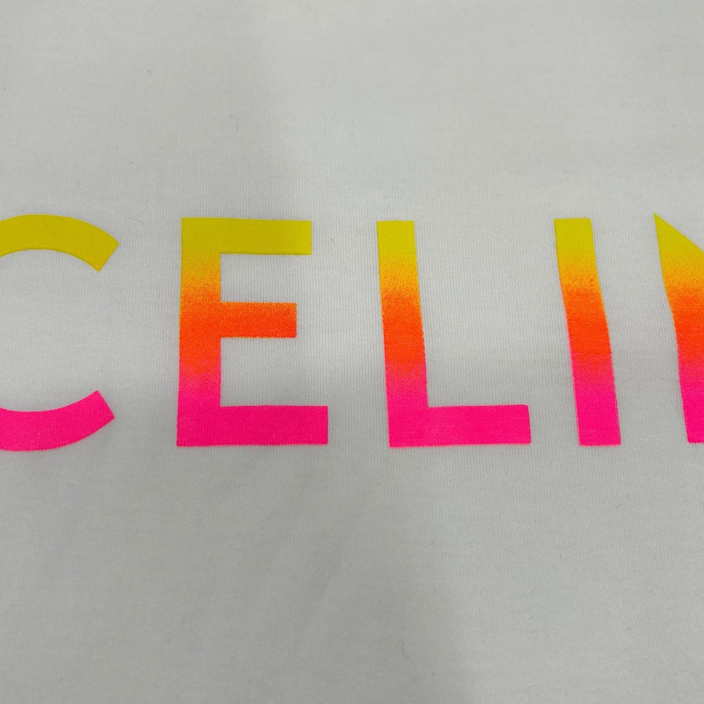 CELINE セリーヌ 22SS 2X10B671Q クラシックロゴ グラデーションルーズTシャツ トップス