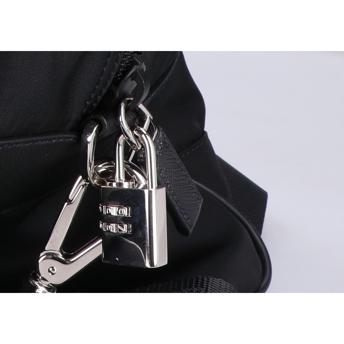 PRADA プラダ 美品 2VC033 トライアングルロゴ ナイロン 2WAY ボストンバッグ