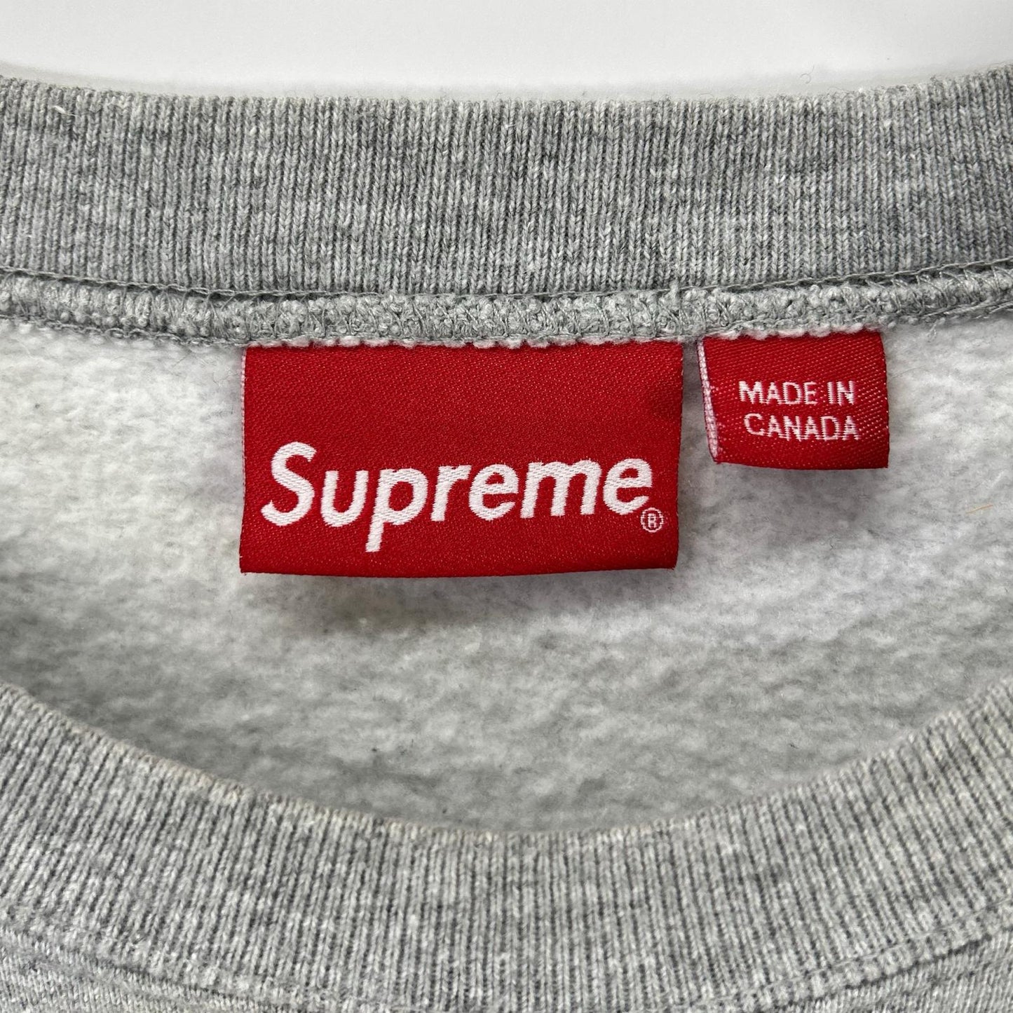 Supreme シュプリーム 22AW グレー Box Logo Crewneck トップス
