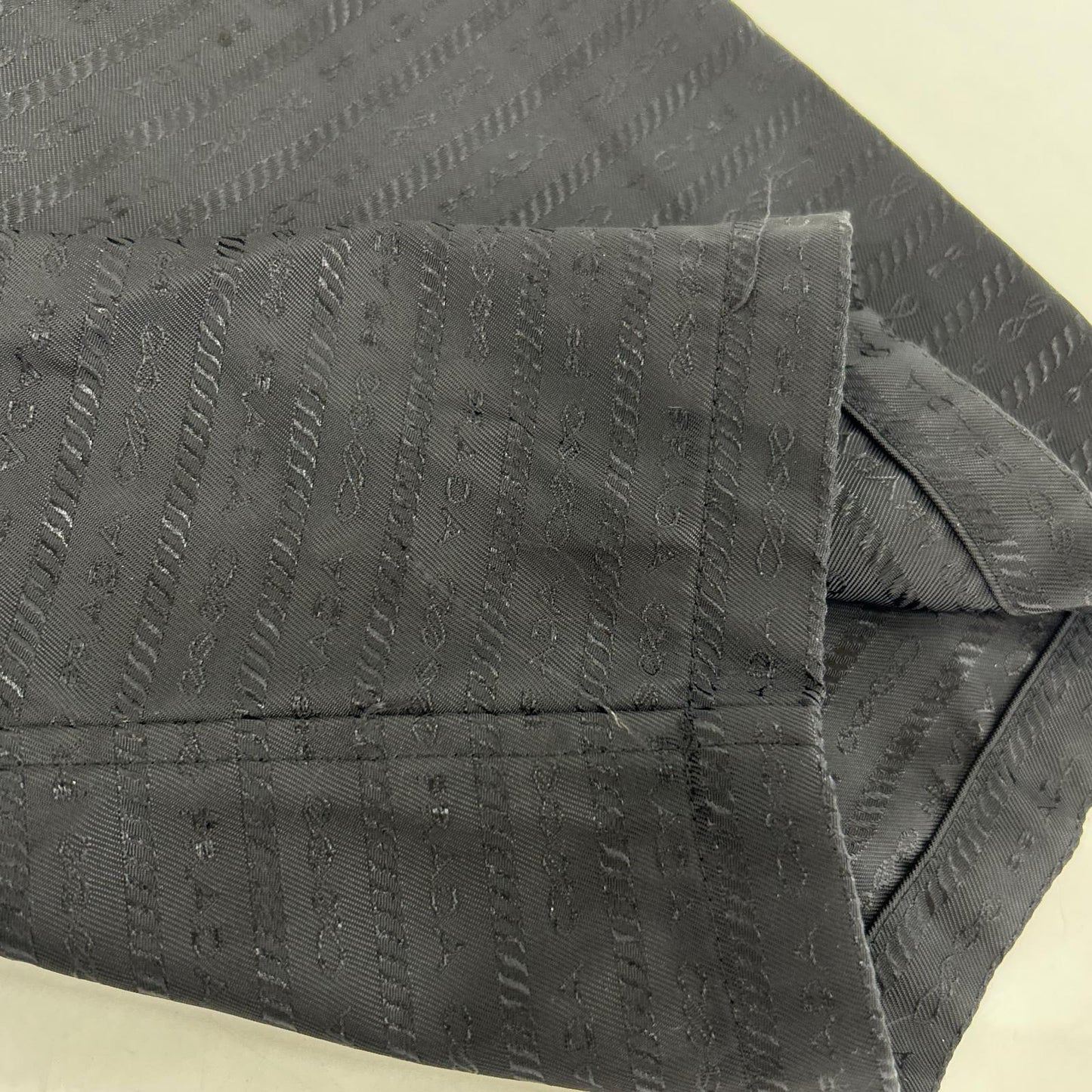 PRADA プラダ 【国内正規】SC620 S222 11FC RE-NYLON トライアングルロゴプレート フロントジップ 半袖シャツ トップス