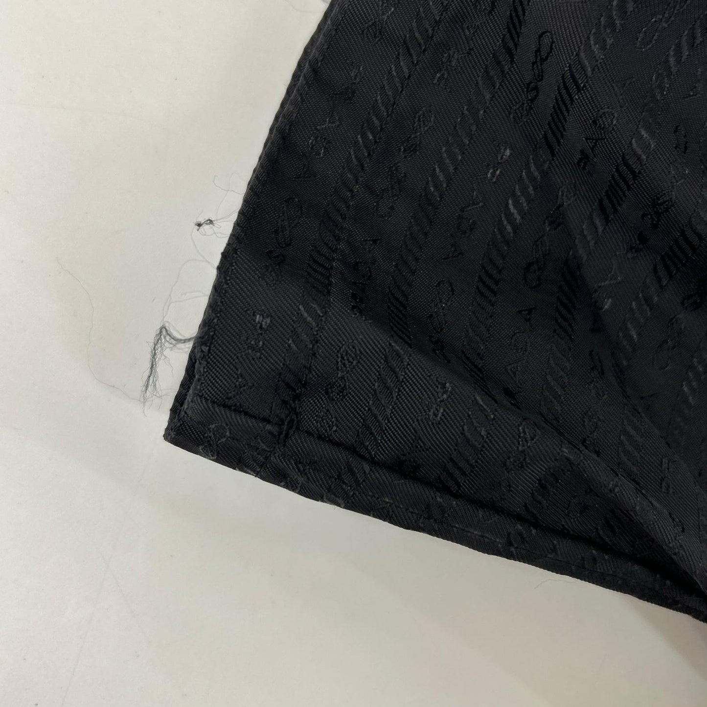 PRADA プラダ 【国内正規】SC620 S222 11FC RE-NYLON トライアングルロゴプレート フロントジップ 半袖シャツ トップス