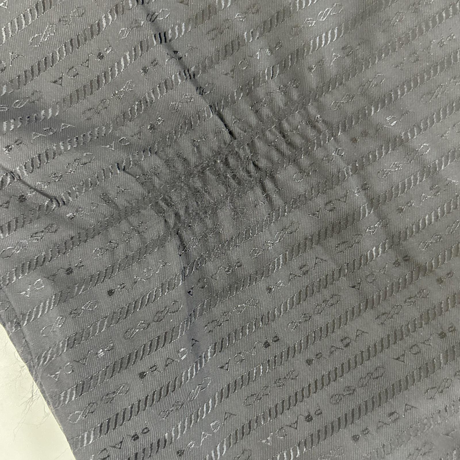 PRADA プラダ 【国内正規】SC620 S222 11FC RE-NYLON トライアングルロゴプレート フロントジップ 半袖シャツ トップス