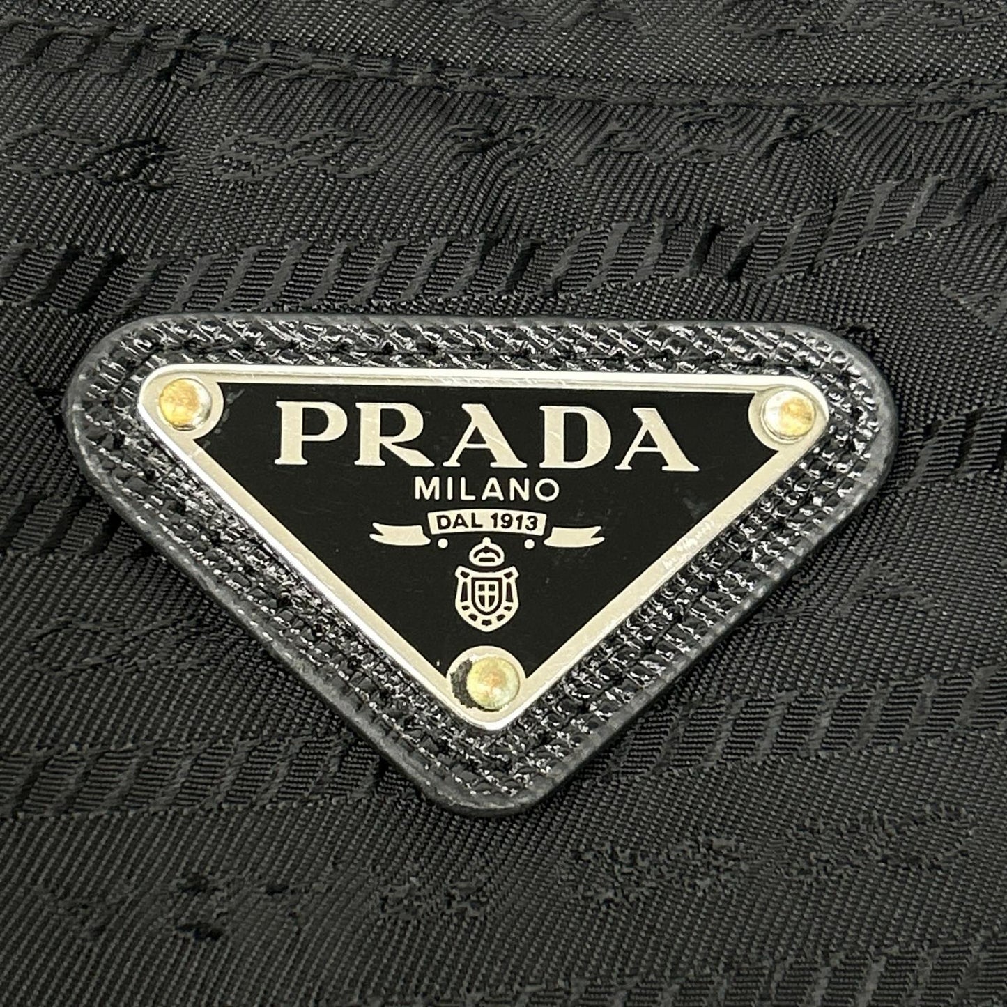 PRADA プラダ 【国内正規】SPH226 S222 11FC RE-NYLON トライアングルロゴプレート ショートパンツ ボトムス
