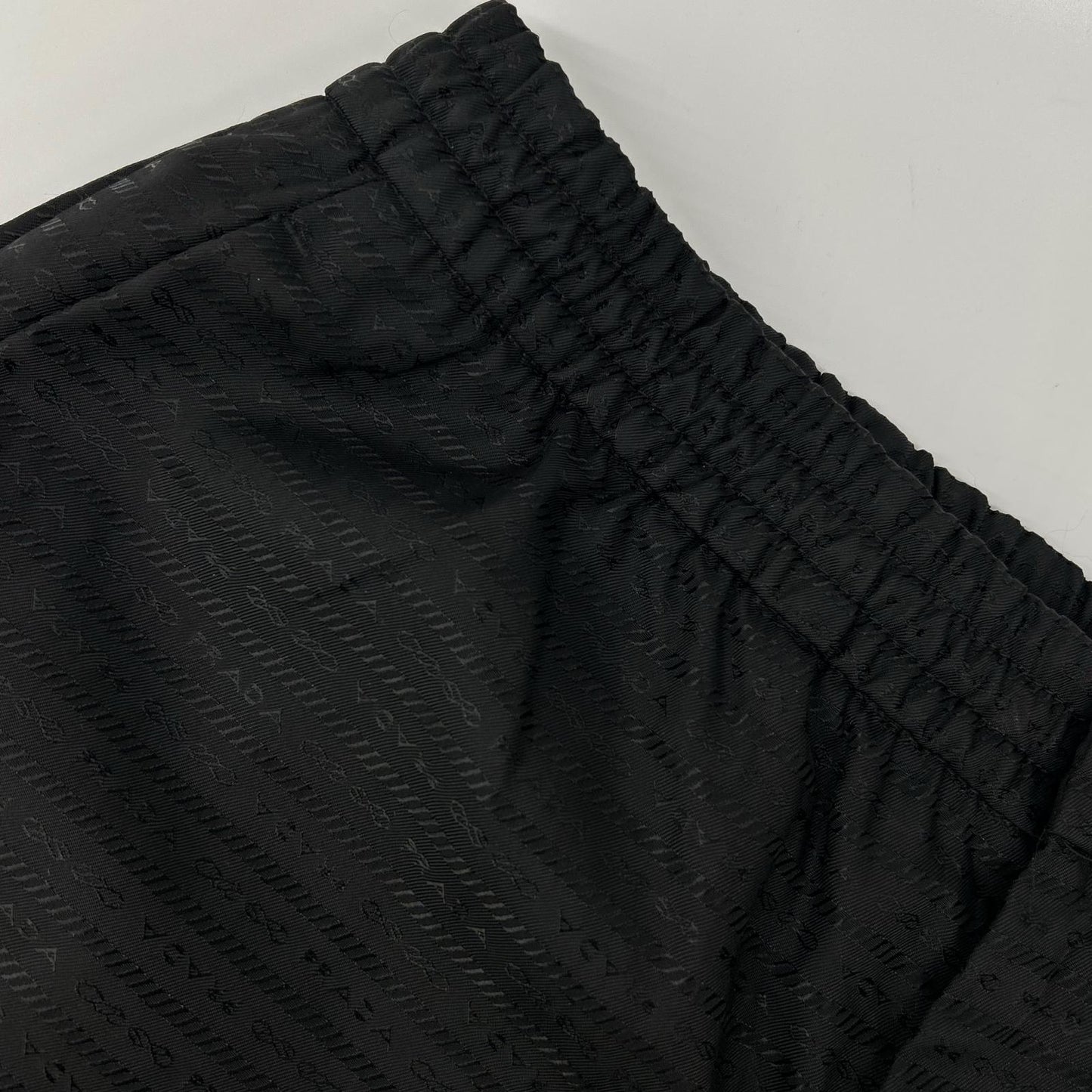PRADA プラダ 【国内正規】SPH226 S222 11FC RE-NYLON トライアングルロゴプレート ショートパンツ ボトムス