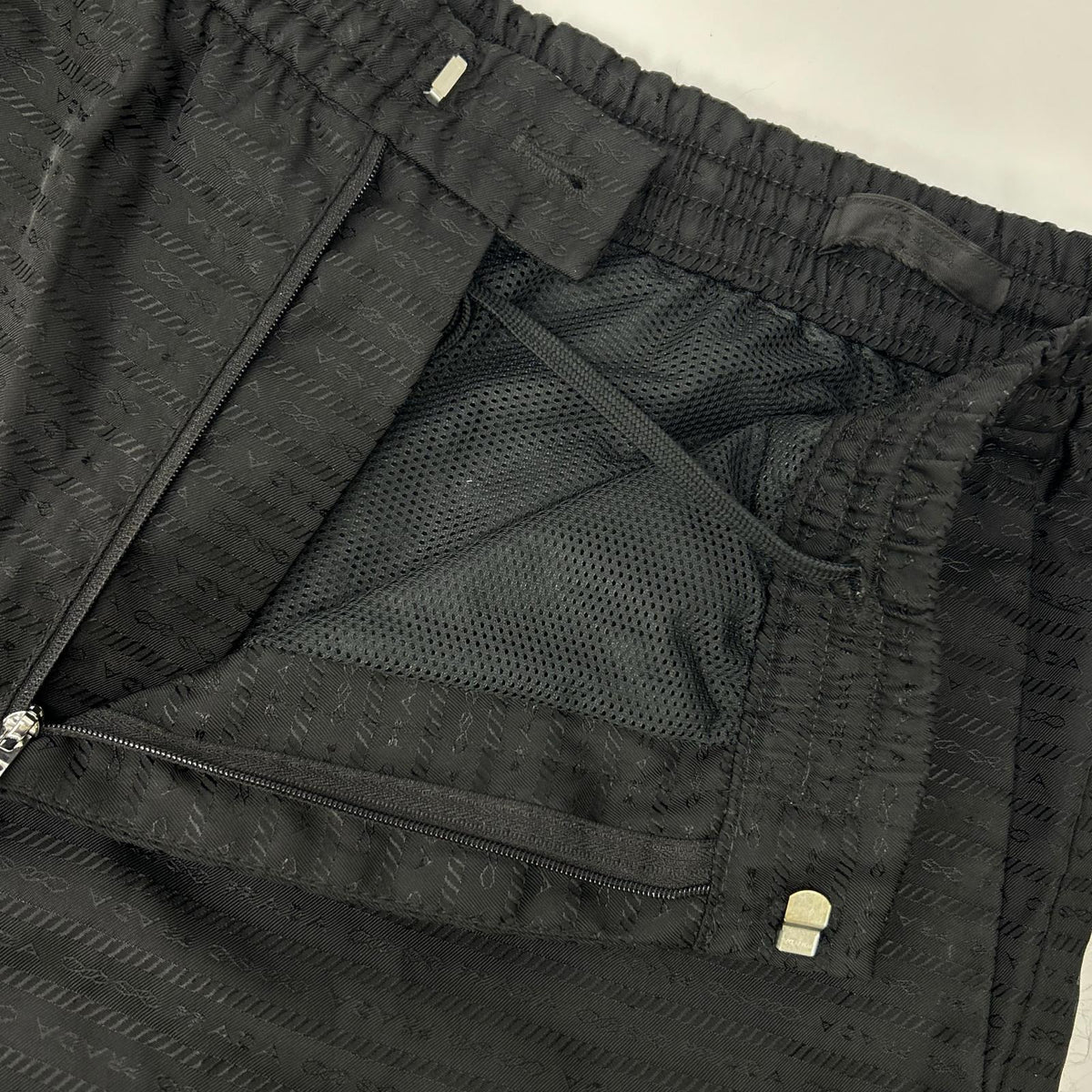 PRADA [Domestic authorized] SPH226 S222 11FC RE-NYLON triangle logo plate shorts bottoms