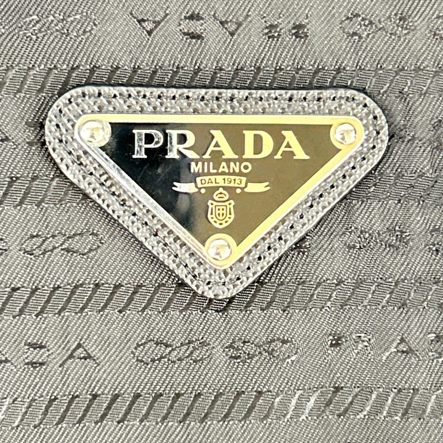 PRADA プラダ 【国内正規】SGC057 S221 11FC RE-NYLON トライアングルロゴプレート ジップアップ フーディジャケット ジャケット