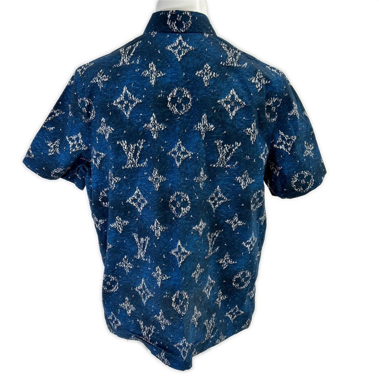 LOUIS VUITTON ルイヴィトン 【美品/国内正規/25年製】1AHVU3/RM252MM UYF HTS04W プリント モノグラム ショートスリーブシャツ トップス