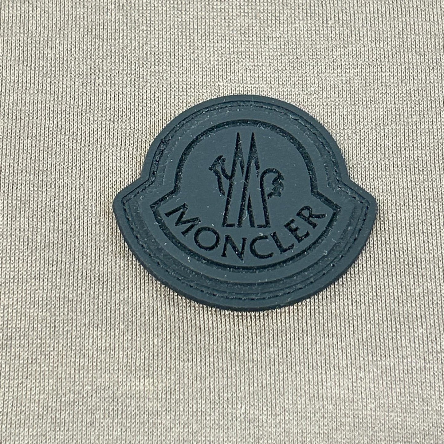 MONCLER モンクレール 【23年製】J10918C00059 SS T-SHIRT バックロゴ 半袖Tシャツ トップス