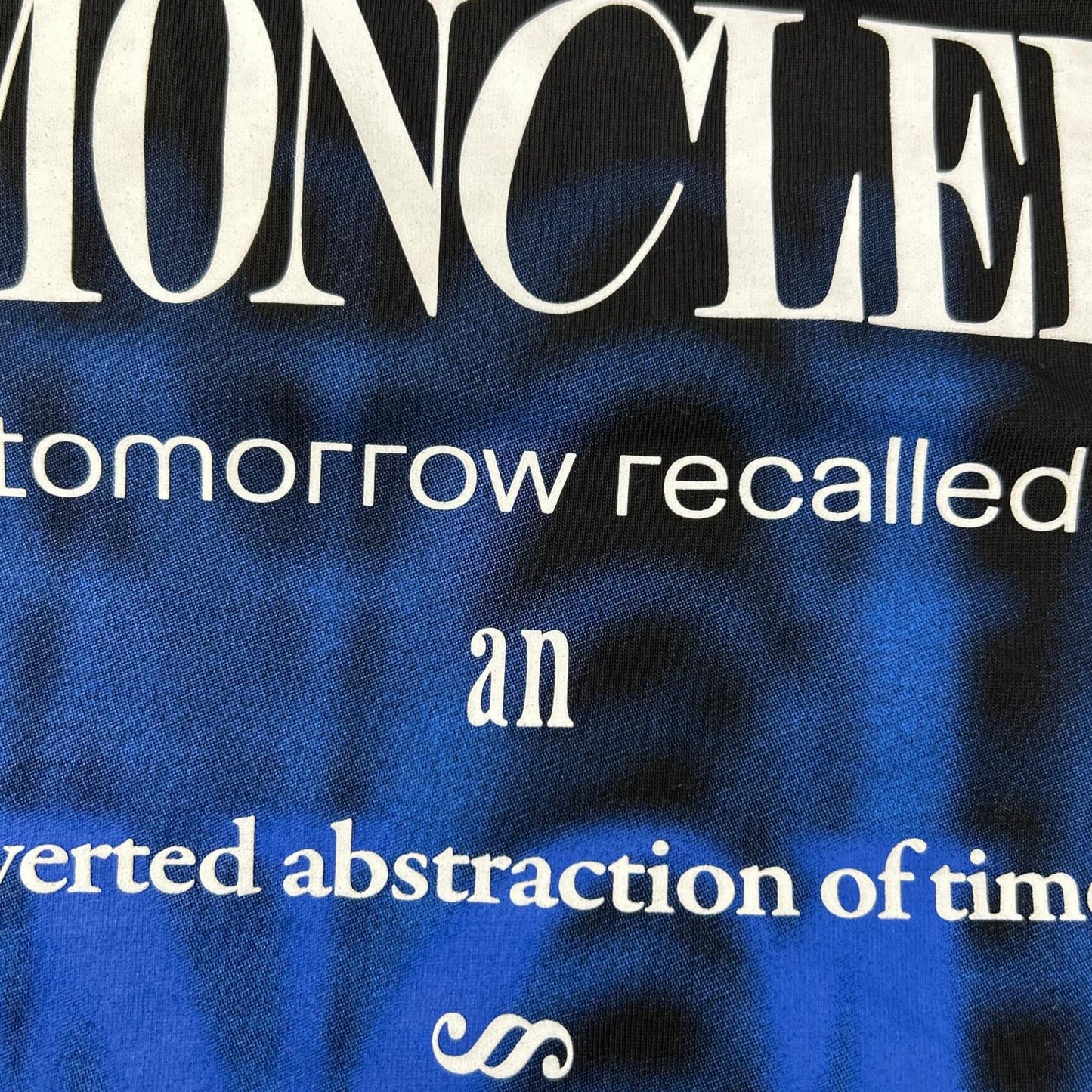 MONCLER モンクレール 【24年製】J20918D00008 LS T-SHIRT ロゴワッペン 長袖Tシャツ トップス