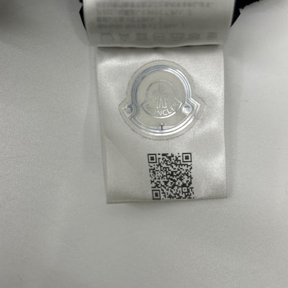 MONCLER モンクレール 【24年製】J20918D00008 LS T-SHIRT ロゴワッペン 長袖Tシャツ トップス