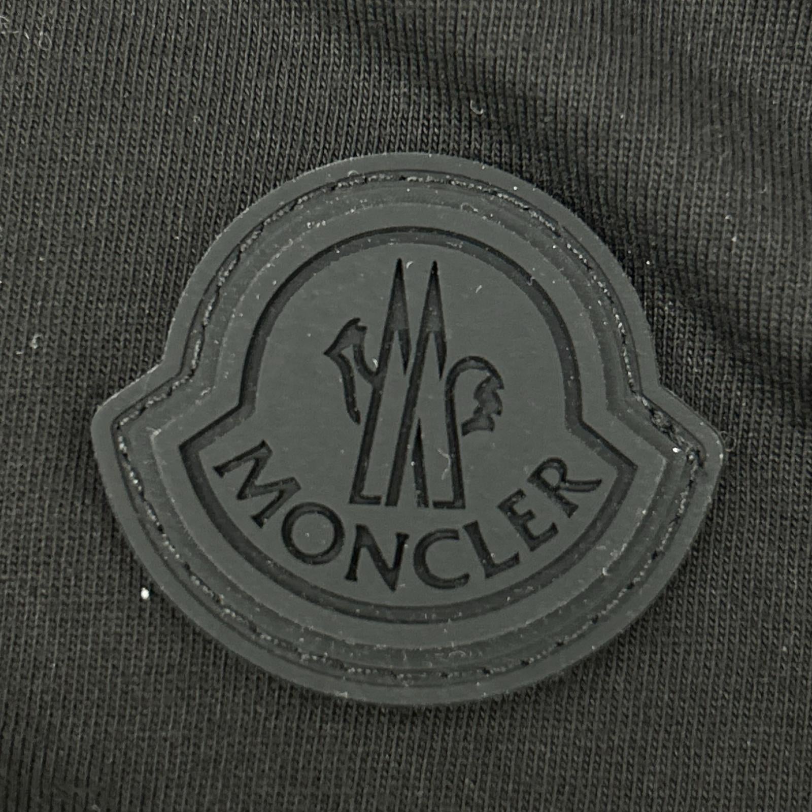 MONCLER モンクレール 【24年製】J20918D00008 LS T-SHIRT ロゴワッペン 長袖Tシャツ トップス