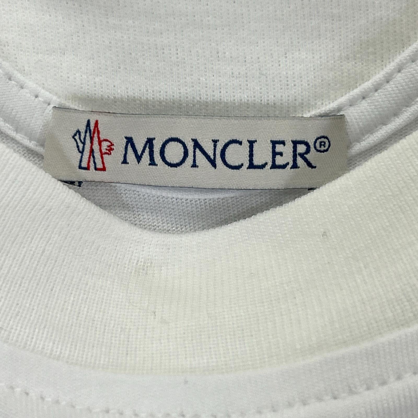 MONCLER モンクレール 23年製 I20918C00055 ホワイト フロントロゴ Tシャツ トップス