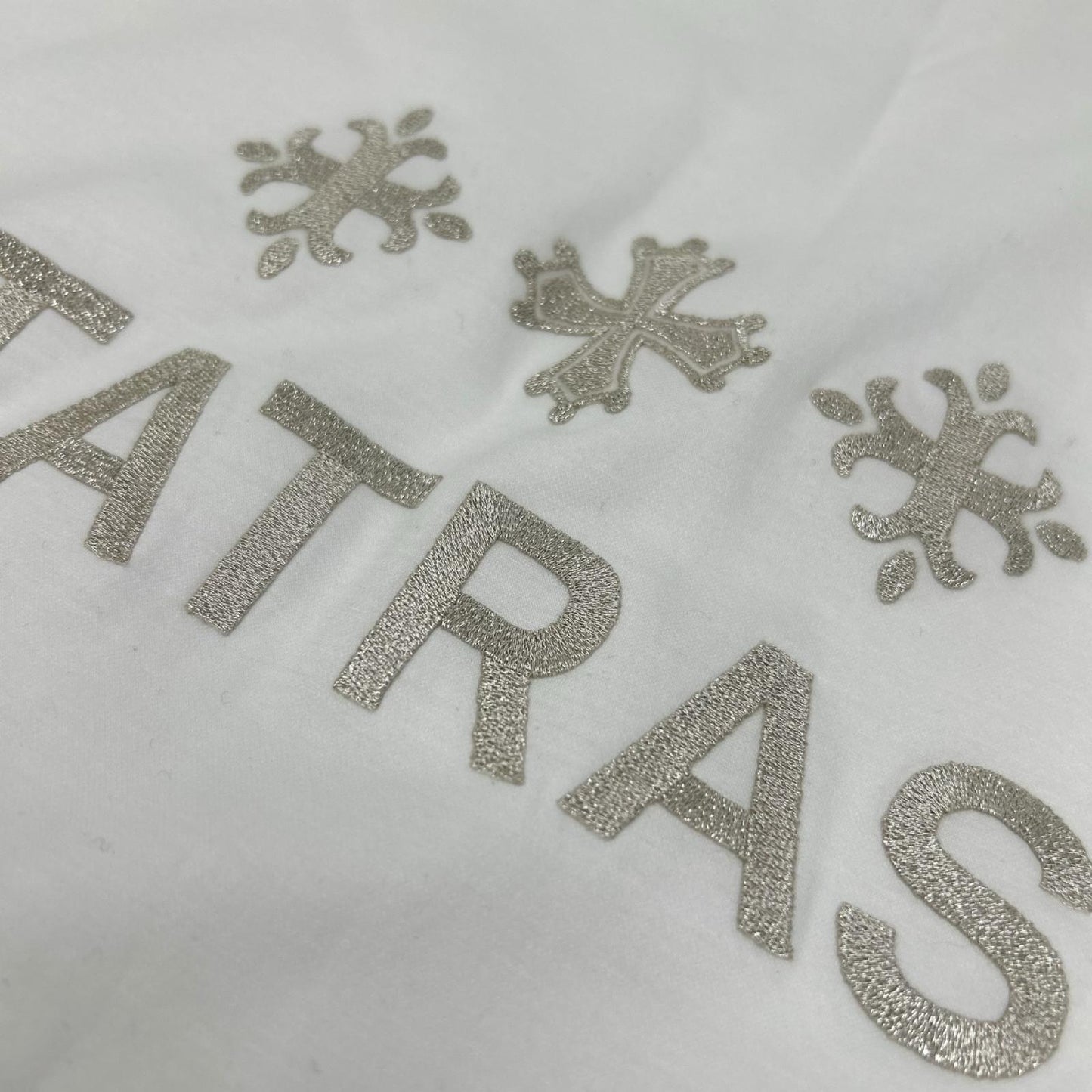 TATRAS タトラス MTAT25S8193-M ホワイト NUNKI ショートスリーブTシャツ トップス