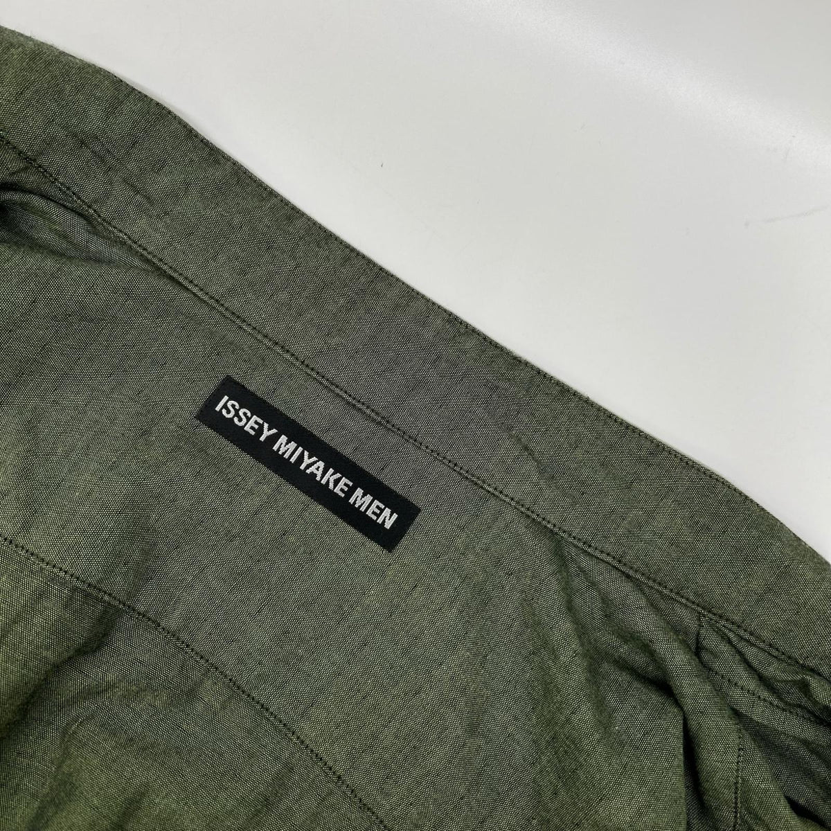 ISSEY MIYAKE MEN イッセイミヤケメン 16SS ME61FJ013 グリーン ノーカラー 長袖シャツ トップス