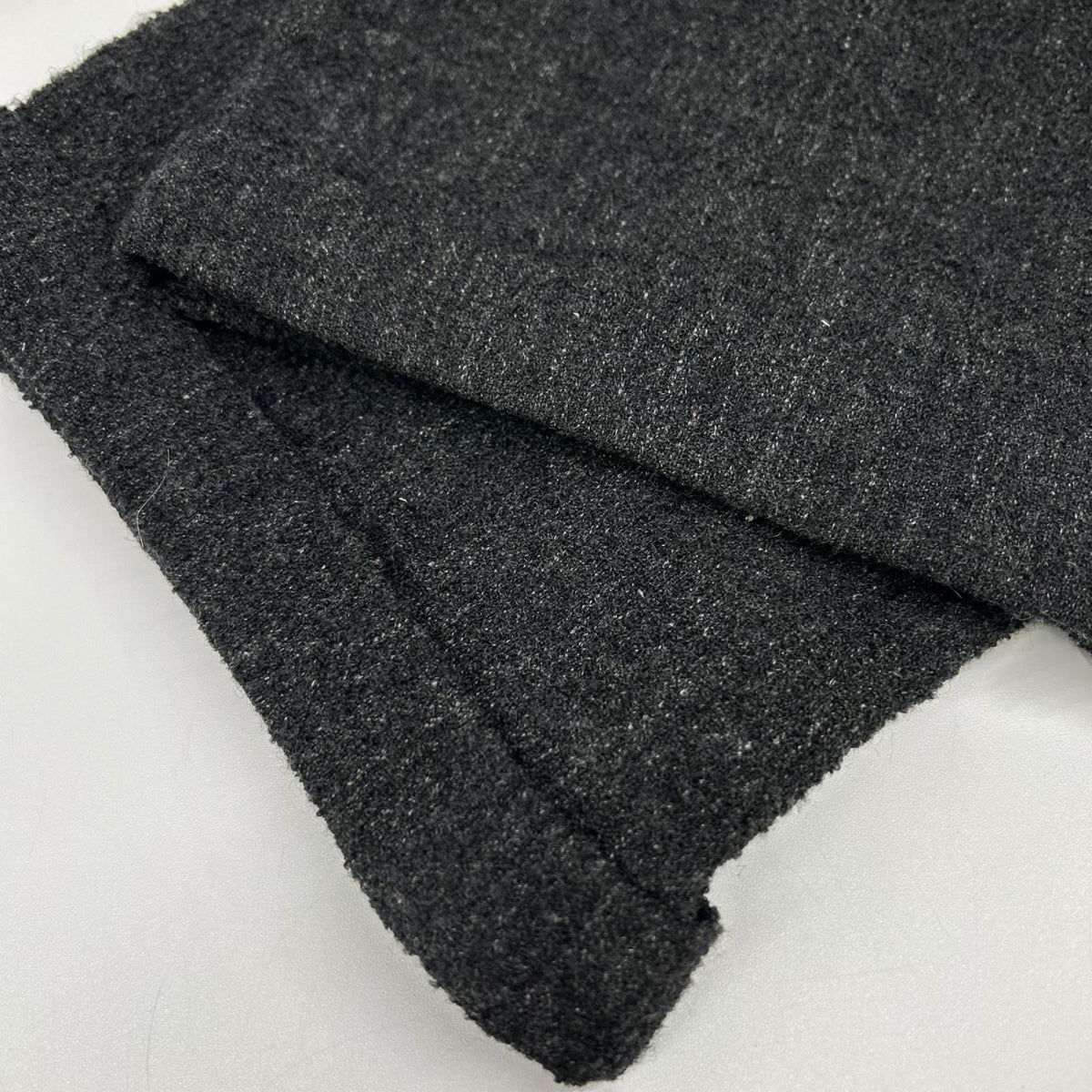 ISSEY MIYAKE MEN イッセイミヤケメン ME23FF025 ブラック ウール ストレートパンツ ボトムス