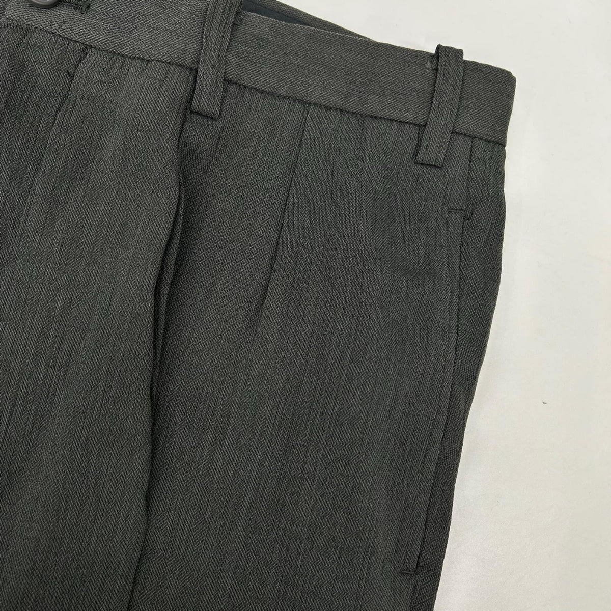 ISSEY MIYAKE MEN イッセイミヤケメン ME21FF069 グレー シワ加工 ボトムス ボトムス