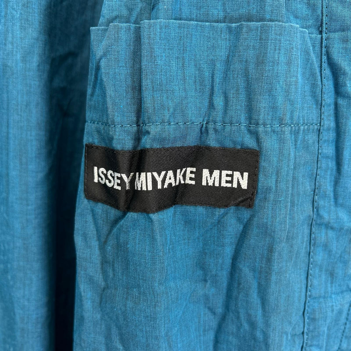ISSEY MIYAKE MEN イッセイミヤケメン 14AW ME43FA044 ブラック×ブルー シワ加工 ジャケットコート コート